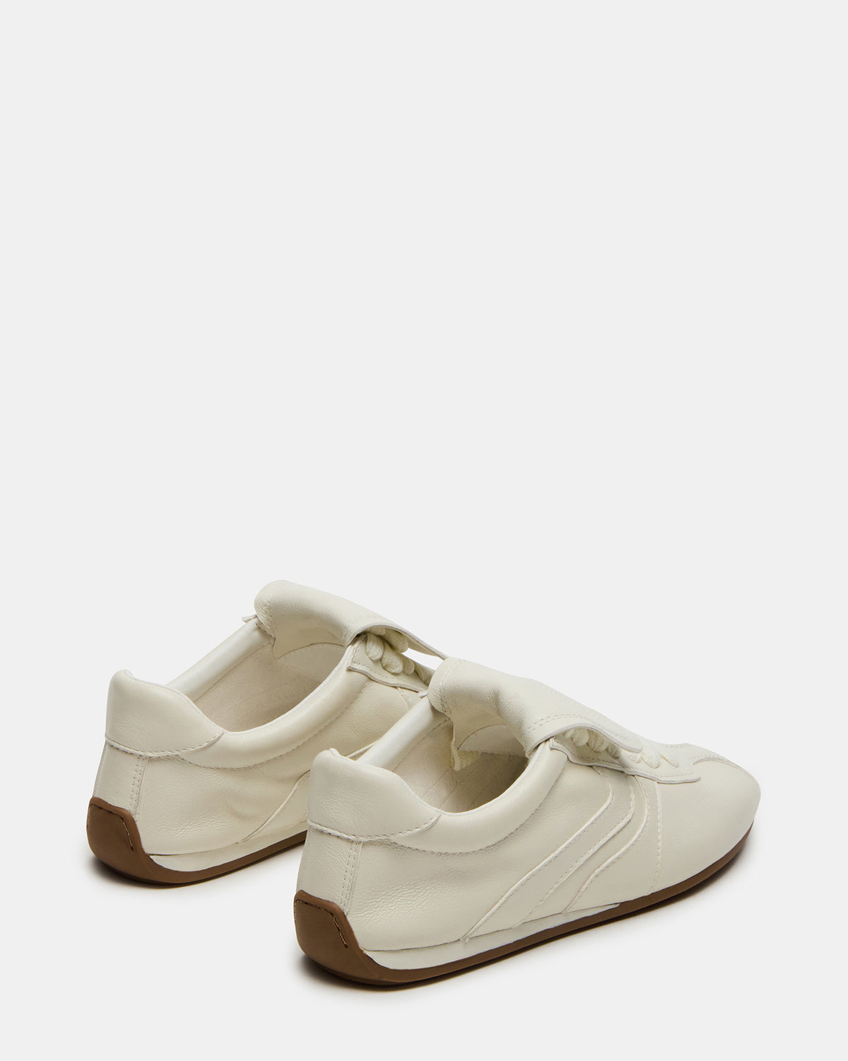 MOBILITY White Leather Women's Low-Top Lace-Up Sneaker | Steve Madden Discount