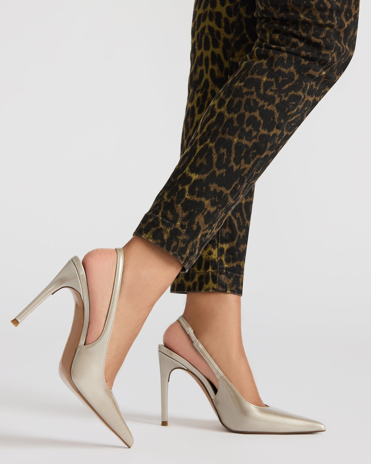 REYES Champagne Slingback Stiletto Pointed-Toe Pump Women's Heel | Steve Madden New