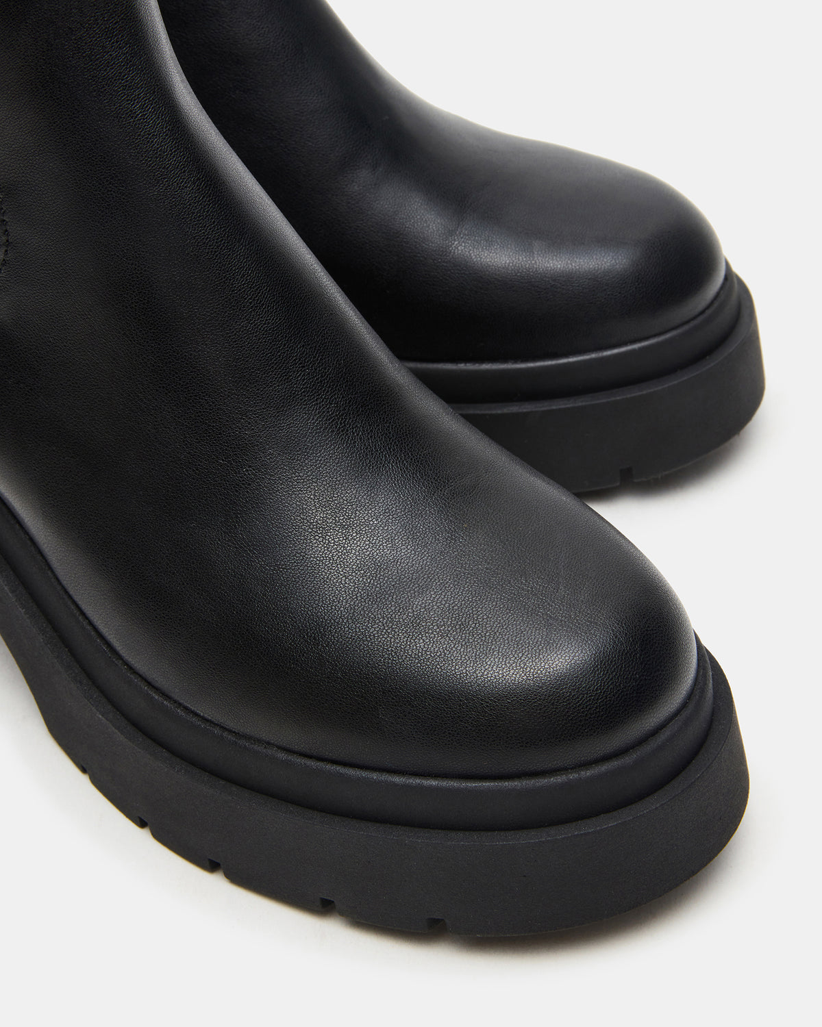 KOA Black Lug Sole Chelsea Women's Ankle Boot | Steve Madden Signature