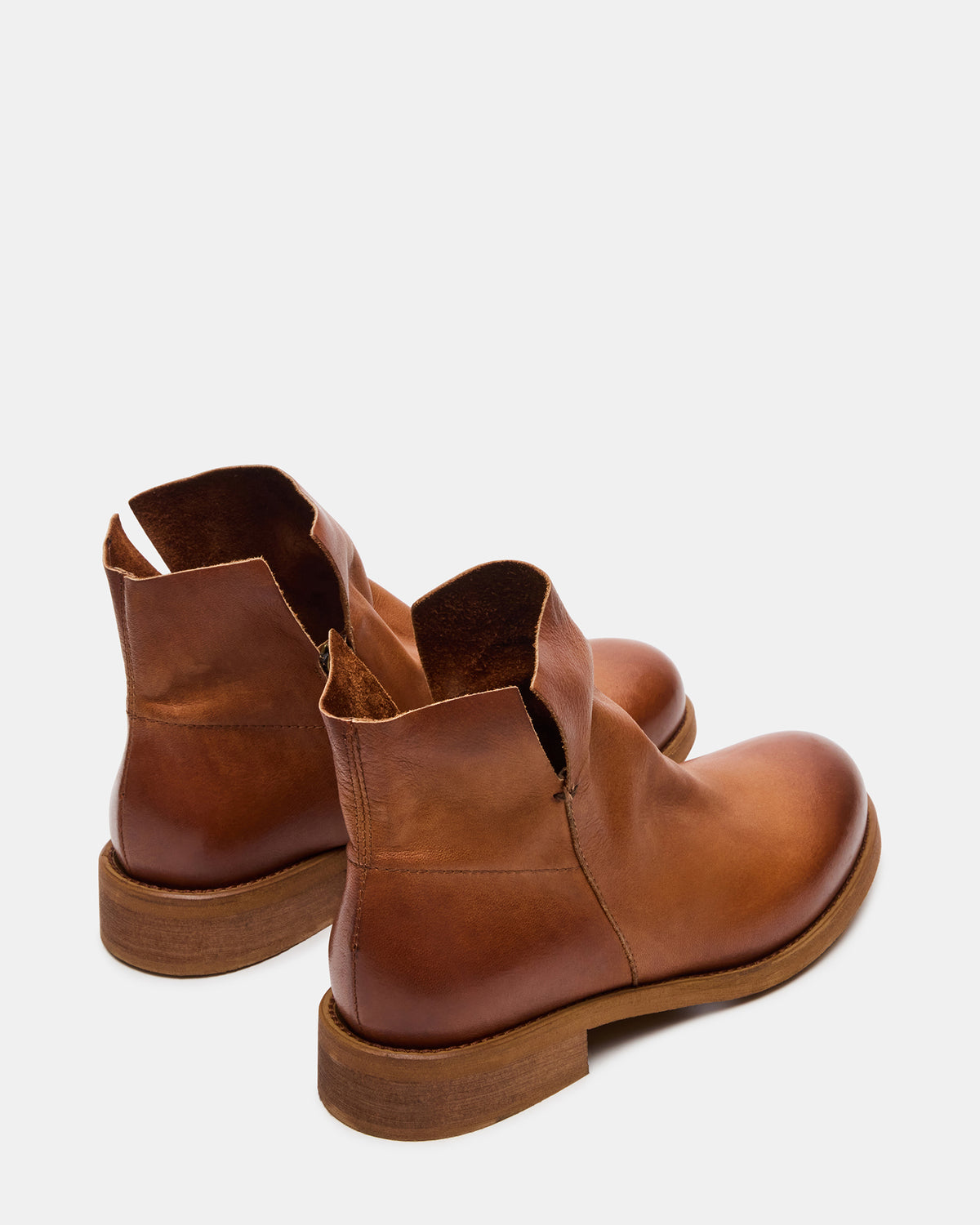 HUGHIE Tan Leather Women's Ankle Boot | Steve Madden Trusted