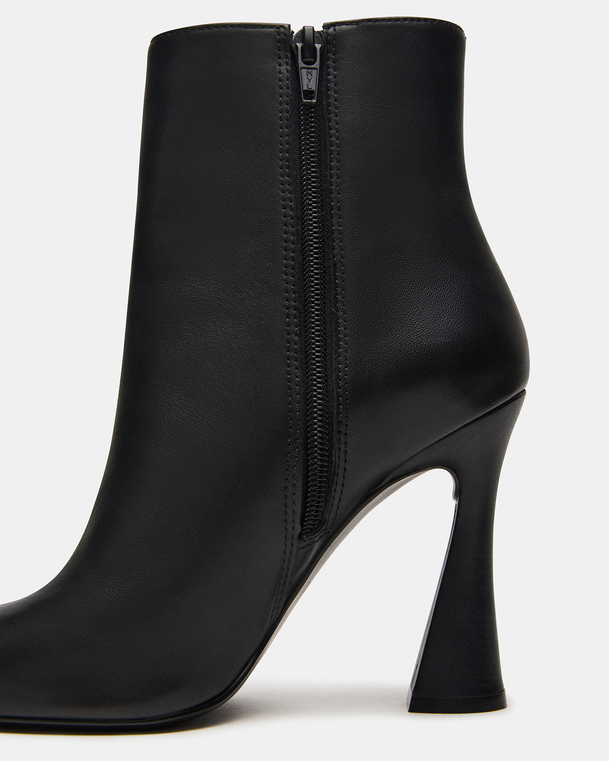 BOLERO Black Leather Pointed-Toe Heeled Women's Ankle Boot | Steve Madden Trending