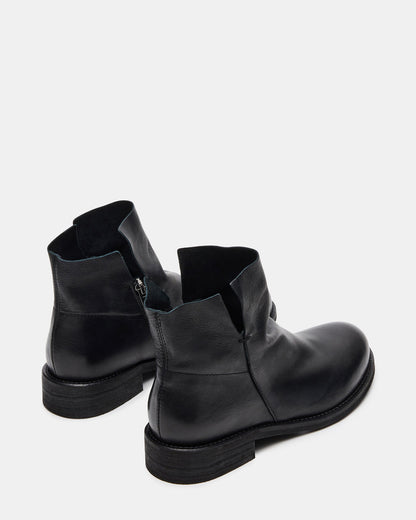 HUGHIE Black Leather Women's Ankle Boot | Steve Madden Latest