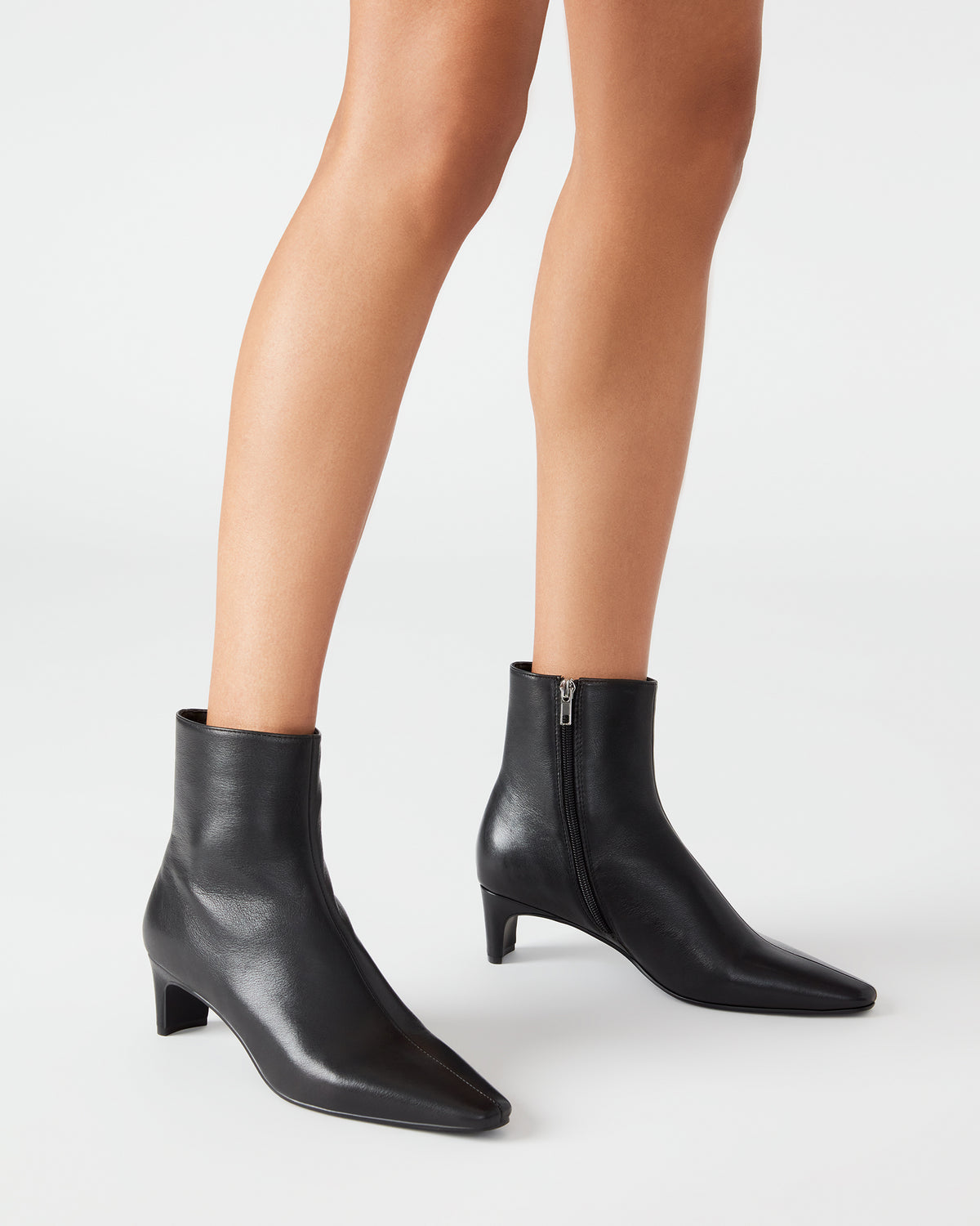 DELVIE Black Leather Kitten Heel Ankle Boot | Women's Booties | Steve Madden Essential