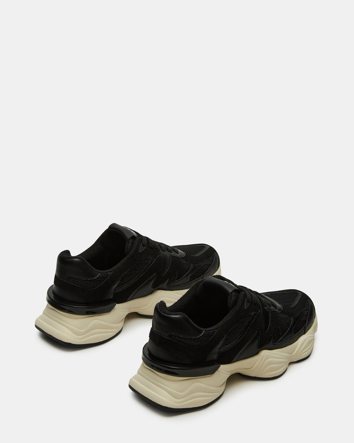 SEBI Black Low-Top Lace-Up Women's Sneaker | Steve Madden Classic