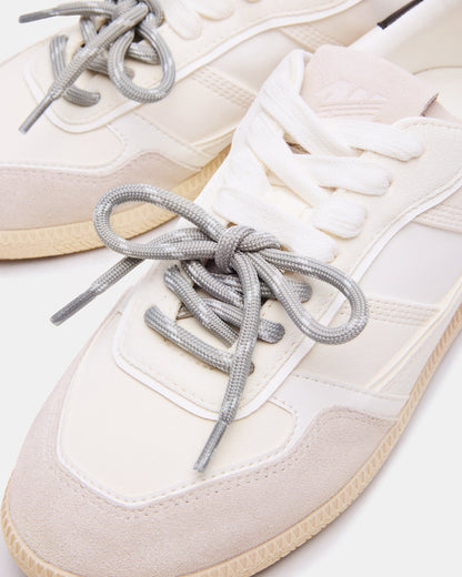 SPORTY White Low-Top Lace-Up Women's Sneaker | Steve Madden Featured