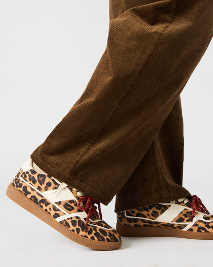 SPORTY Brown Low-Top Lace-Up Women's Sneaker | Steve Madden Trusted