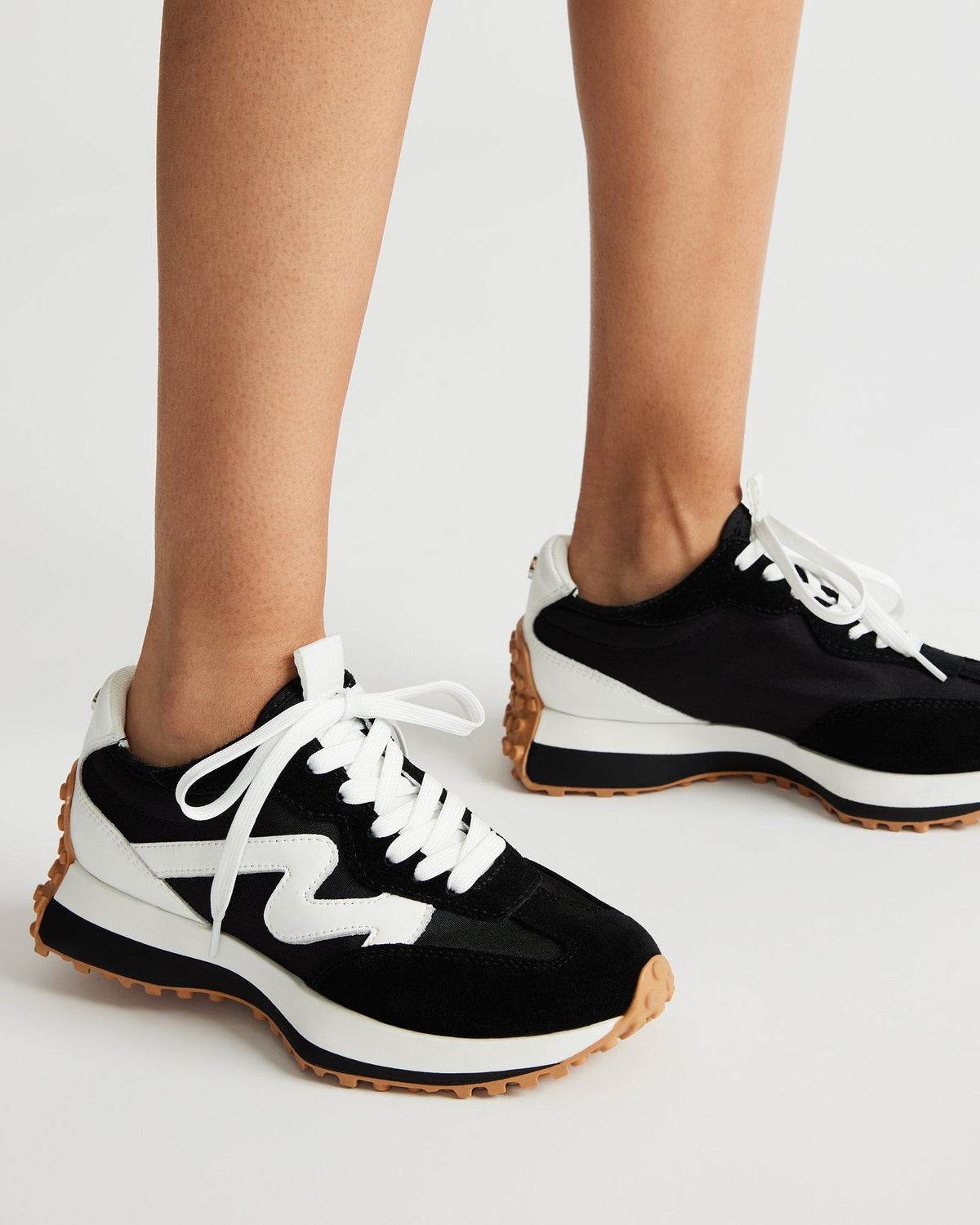 CAMPO Black/White Lace-Up Women's Sneaker | Steve Madden Recommended