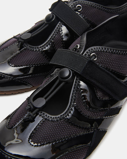 VIPER Black Low-Top Velcro Women's Sneaker | Steve Madden Best Seller