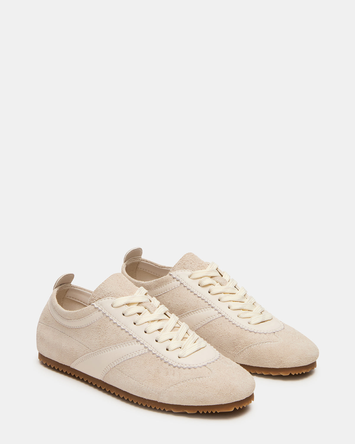JAYE Ice Suede Low-Top Lace-Up Women's Sneaker | Steve Madden Popular