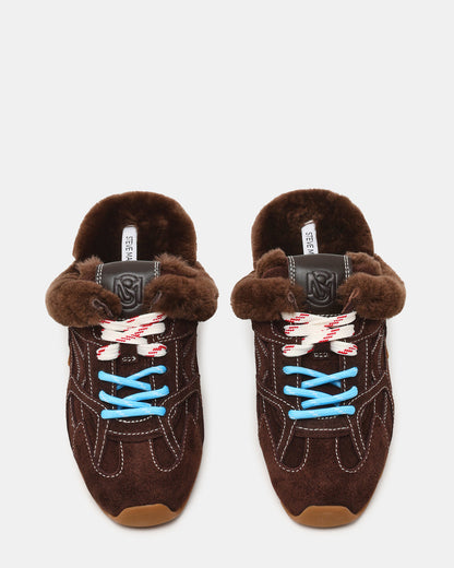 AZIEL MULE Faux Fur Chocolate Brown Suede Low-Top Lace-Up Slip-On Women's Sneaker | Steve Madden Top Pick
