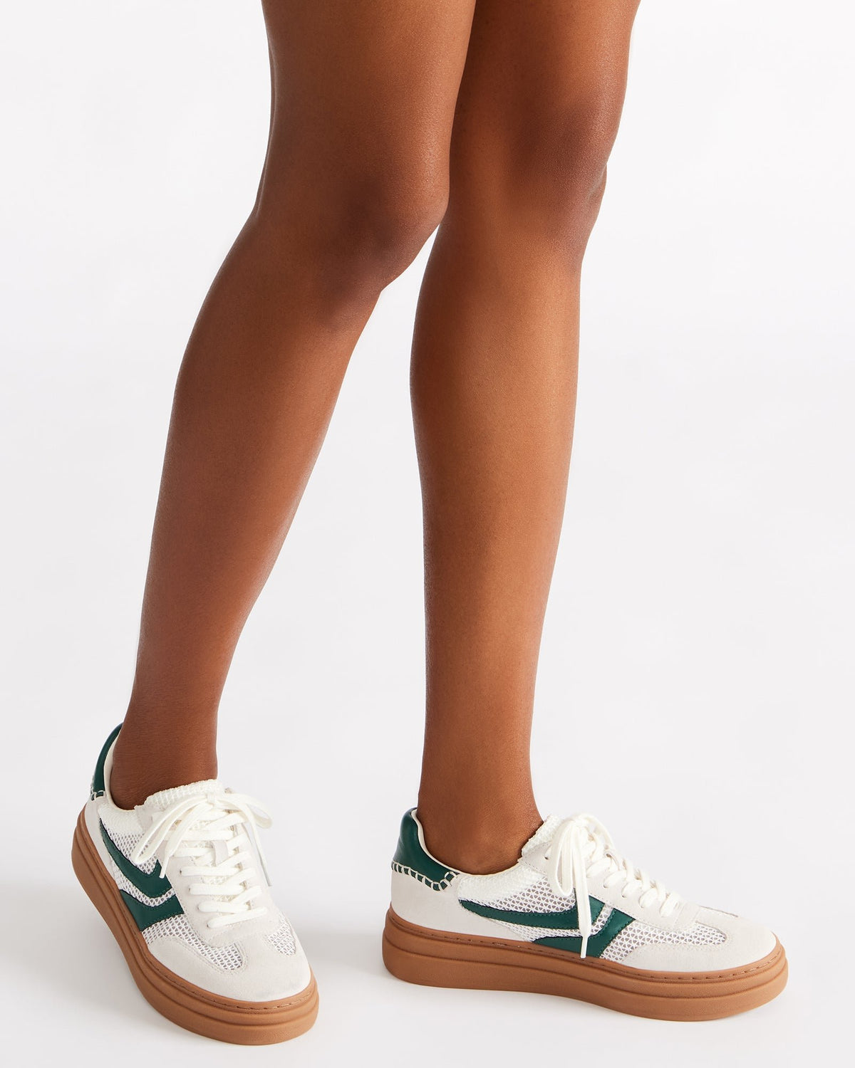 DODGE White/Green Low-Top Platform Women's Sneaker | Steve Madden Classic