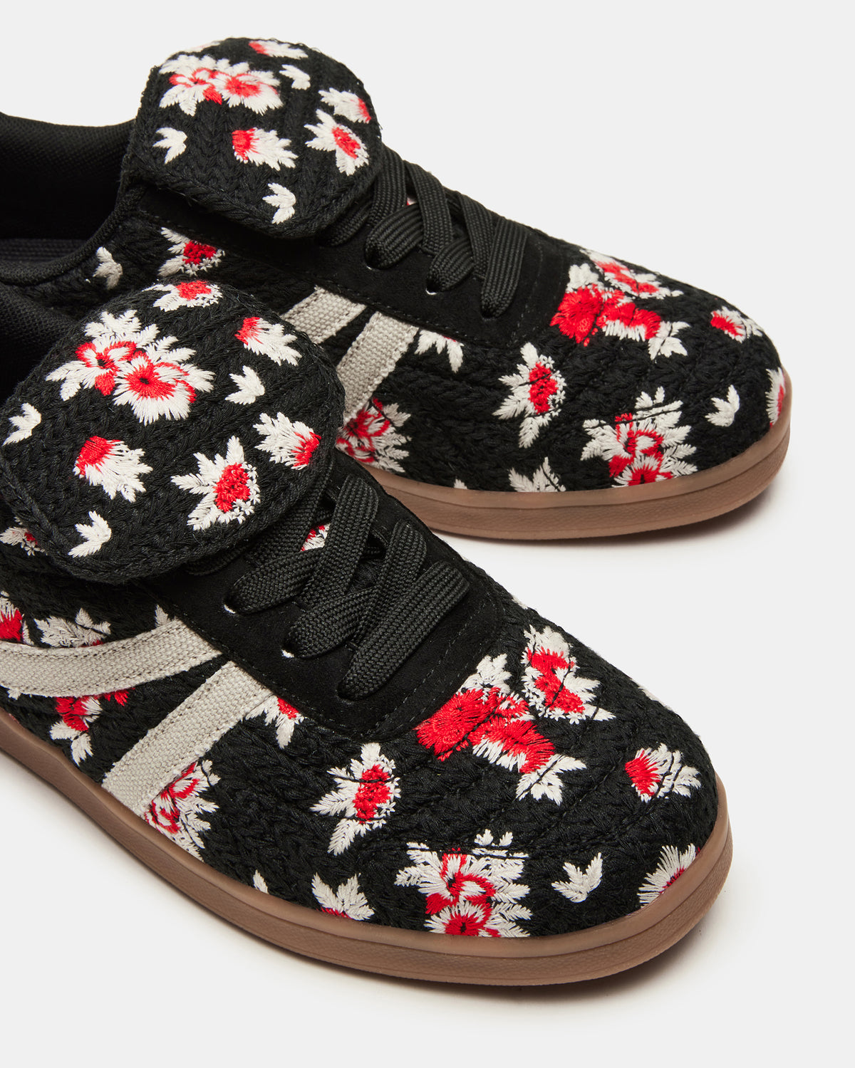 MADRID Floral Multi Women's Low-Top Sneakers | Steve Madden Popular