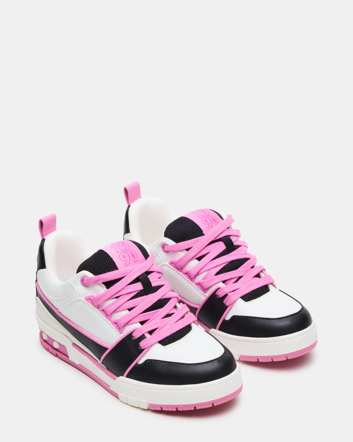 SKATER Black/Pink Low-Top Lace-Up Women's Sneaker | Steve Madden Popular