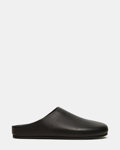 FERN Black Leather Mule Slip-On Round-Toe Women's Flat | Steve Madden Premium