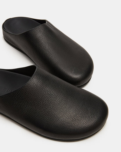 FERN Black Leather Mule Slip-On Round-Toe Women's Flat | Steve Madden Premium