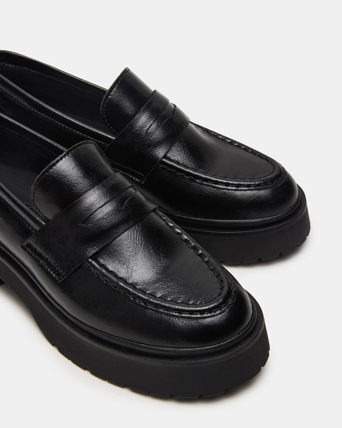 LAYKEN Black Leather Platform Lug Women's Loafer | Steve Madden Trending