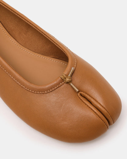 CALICO Tan Leather Split Toe Tabi Women's Ballet Flat | Steve Madden Quality