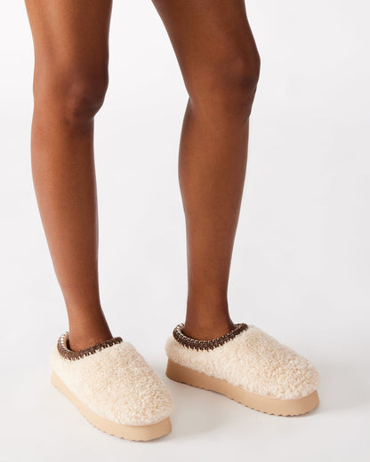 SELENA Faux Shearling Women's Natural Slip-On Mule Flat | Steve Madden Hot Sale