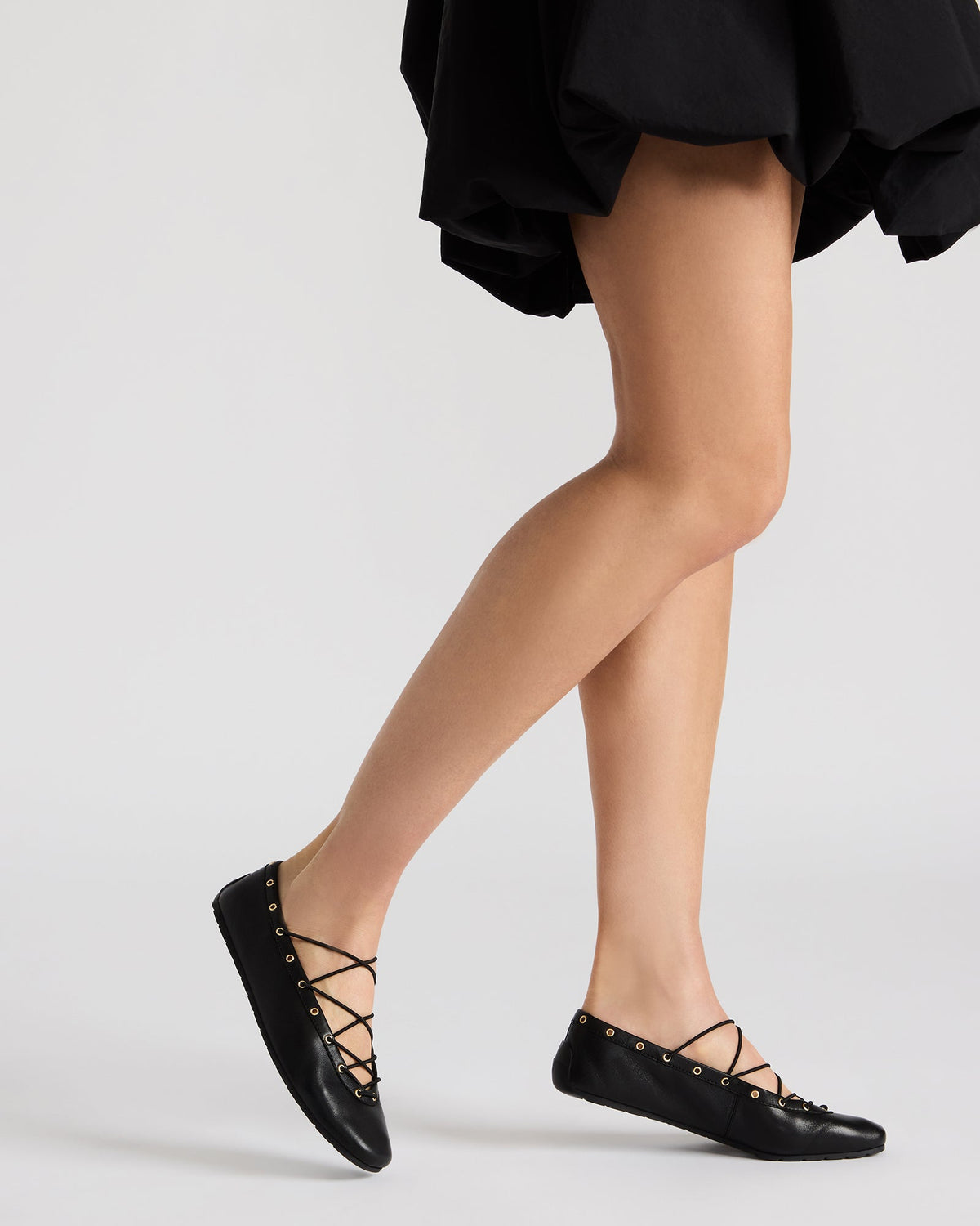POINTE Black Leather Women's Ballet Square-Toe Flat | Steve Madden Popular