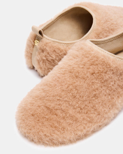 MINO Faux Fur Tan Women's Flat | Steve Madden Discount