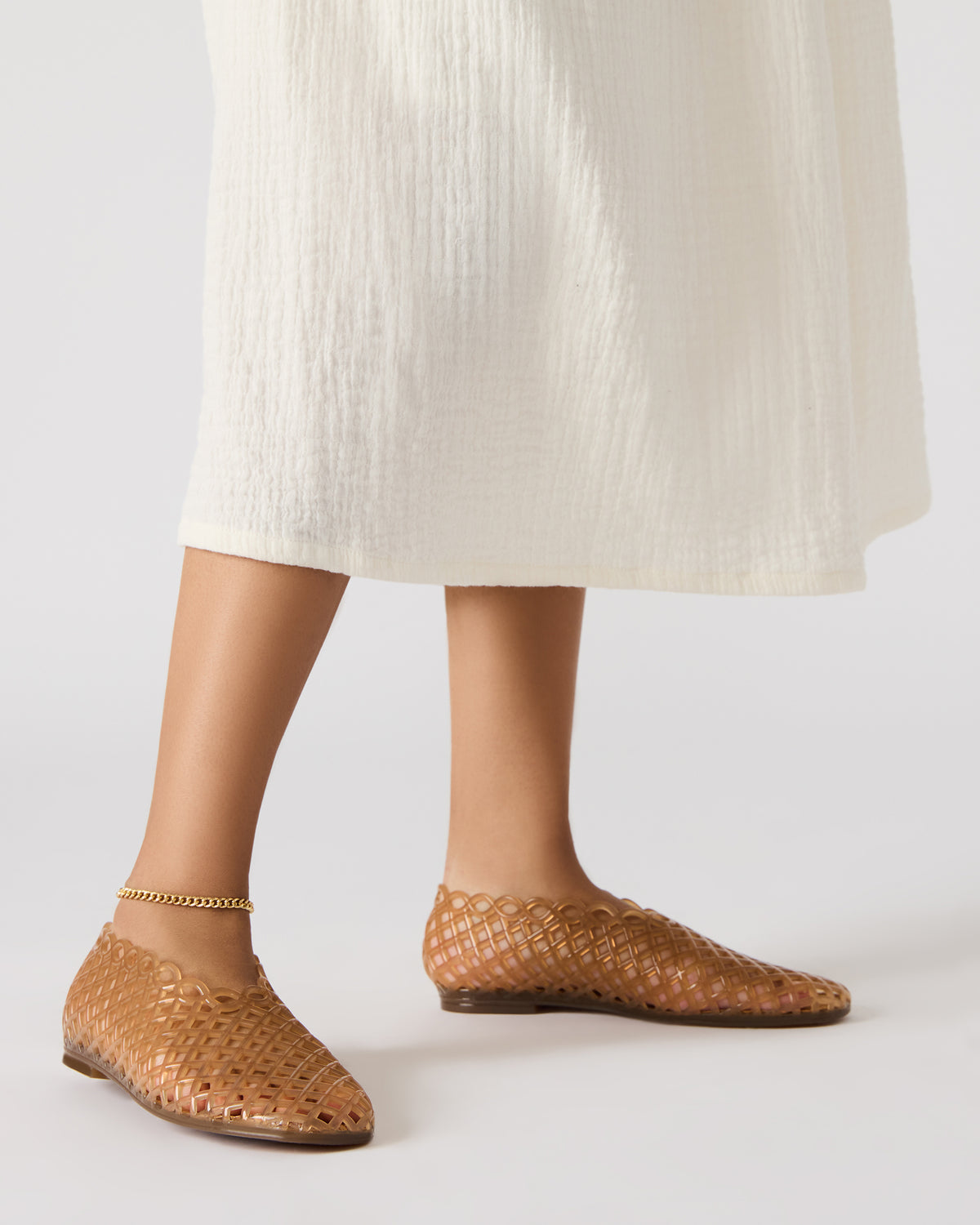 GROVE Tan Square-Toe Jelly Women's Flat | Steve Madden Deals