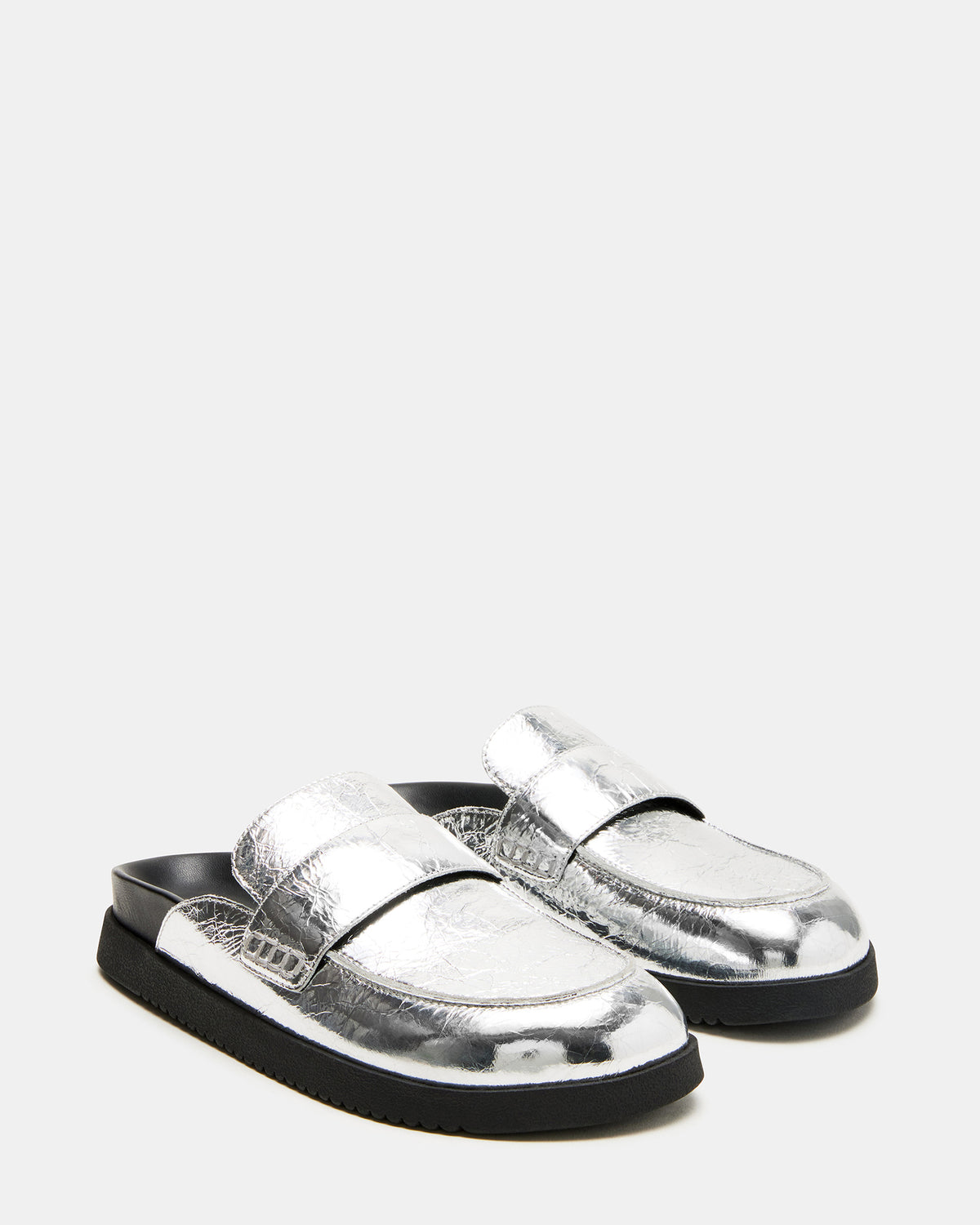 SKIPPER Silver Metallic Women's Slip-On Mule | Steve Madden Classic