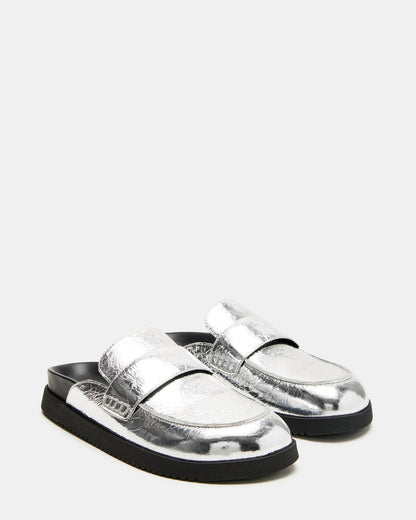SKIPPER Silver Metallic Women's Slip-On Mule | Steve Madden Classic