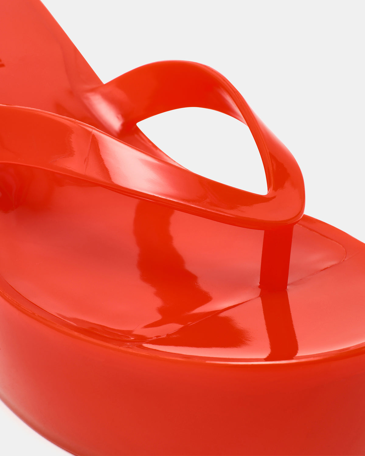 JELLA Red Thong Wedge Women's Platform Sandal | Steve Madden Trending