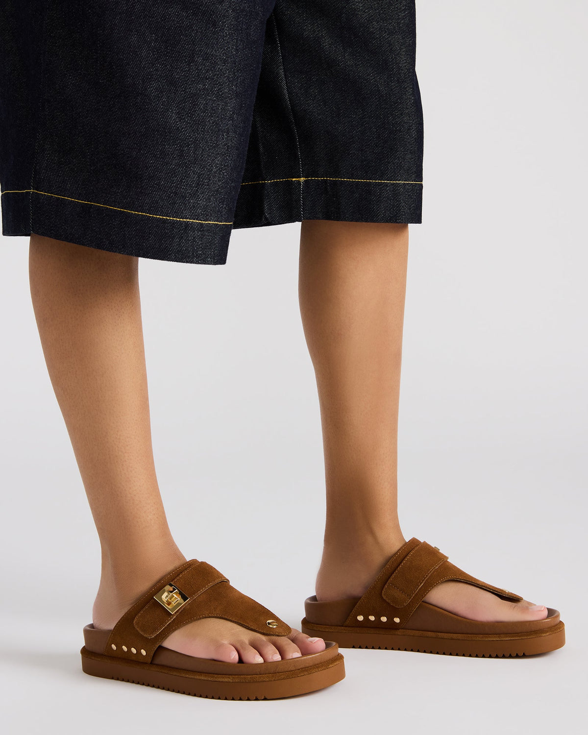 THONA Chestnut Suede Women's Flatform Thong Sandal | Steve Madden Featured