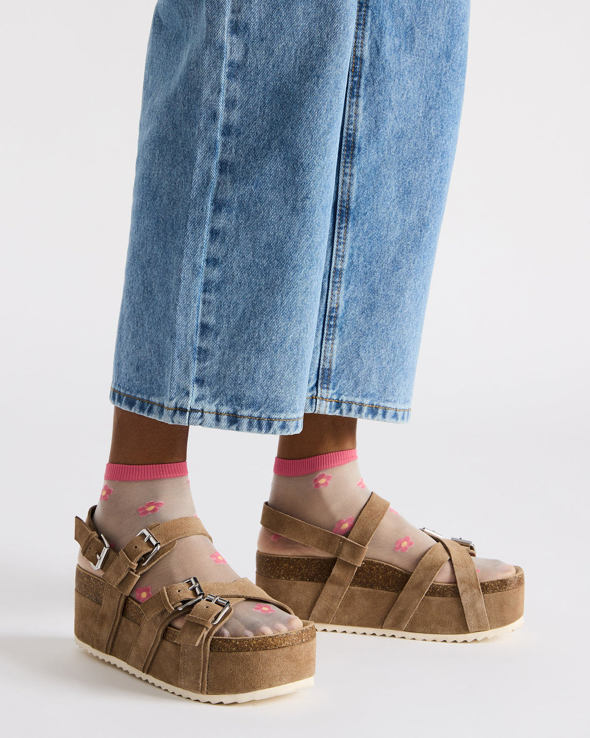 KIWI Taupe Suede Women's Strappy Platform Sandal | Steve Madden New