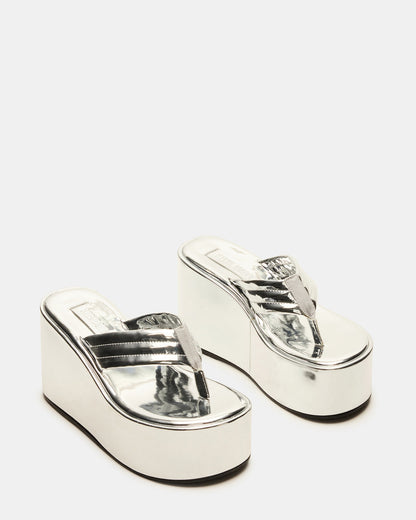 ESCAPISM Silver Crocodile Women's Platform Thong Wedge Sandal | Steve Madden Hot Sale