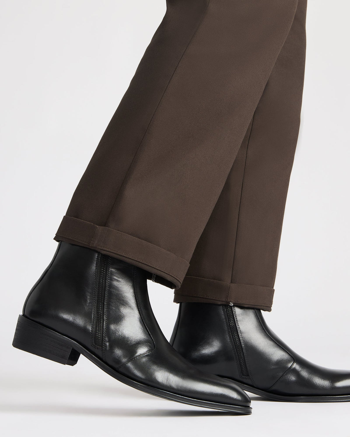 HAYNES Black Leather Men's Ankle Boot | Steve Madden Latest