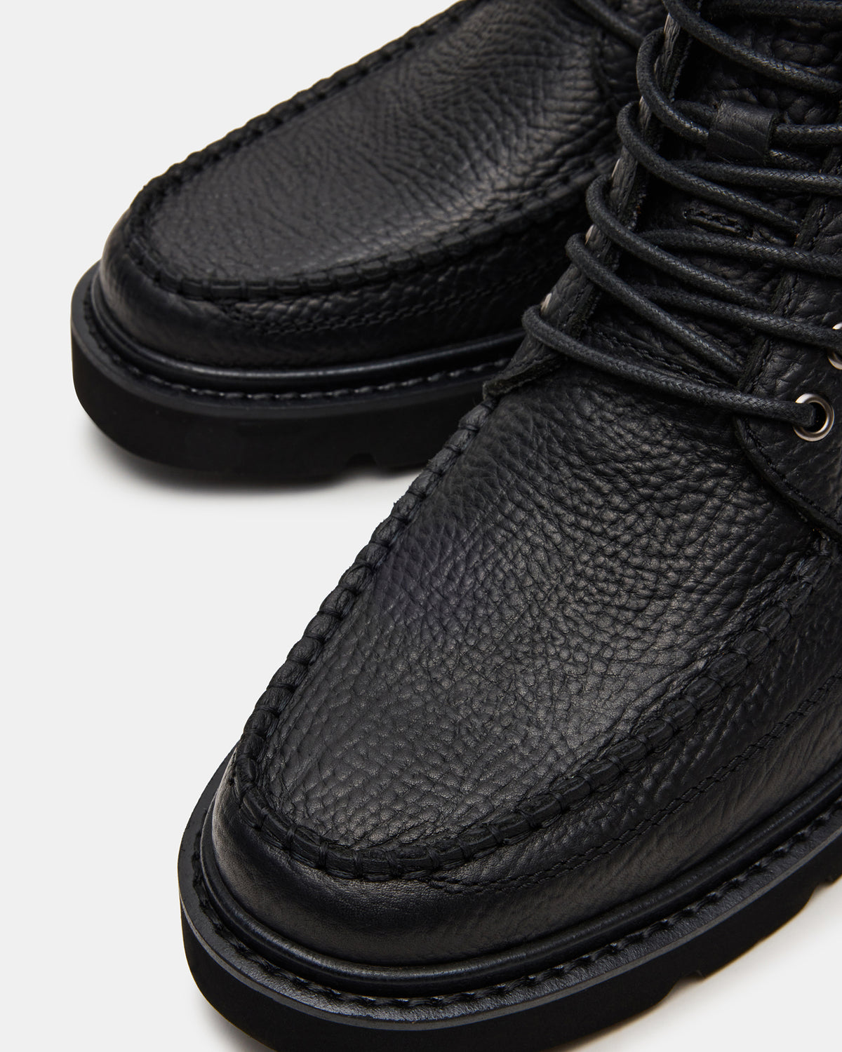 DAEL Black Leather Lace-Up Men's Ankle Boot | Steve Madden Recommended