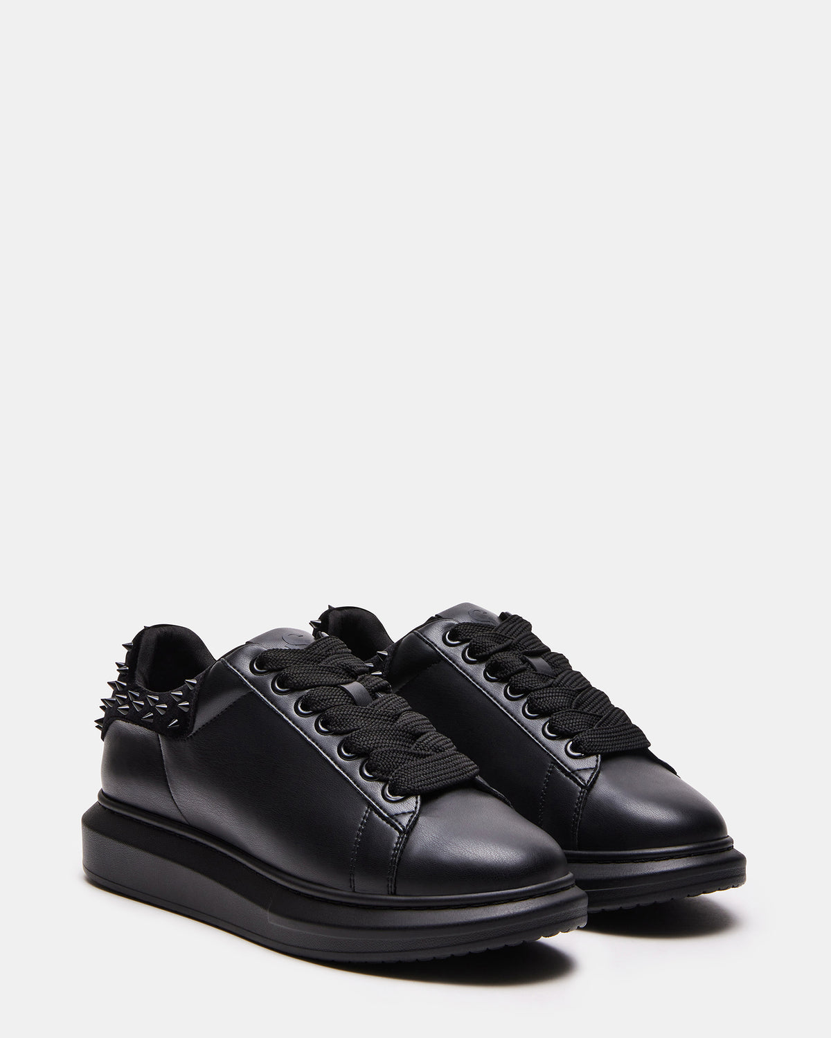 FROSTING Black Velvet Men's Low-Top Lace-Up Sneaker | Steve Madden Recommended