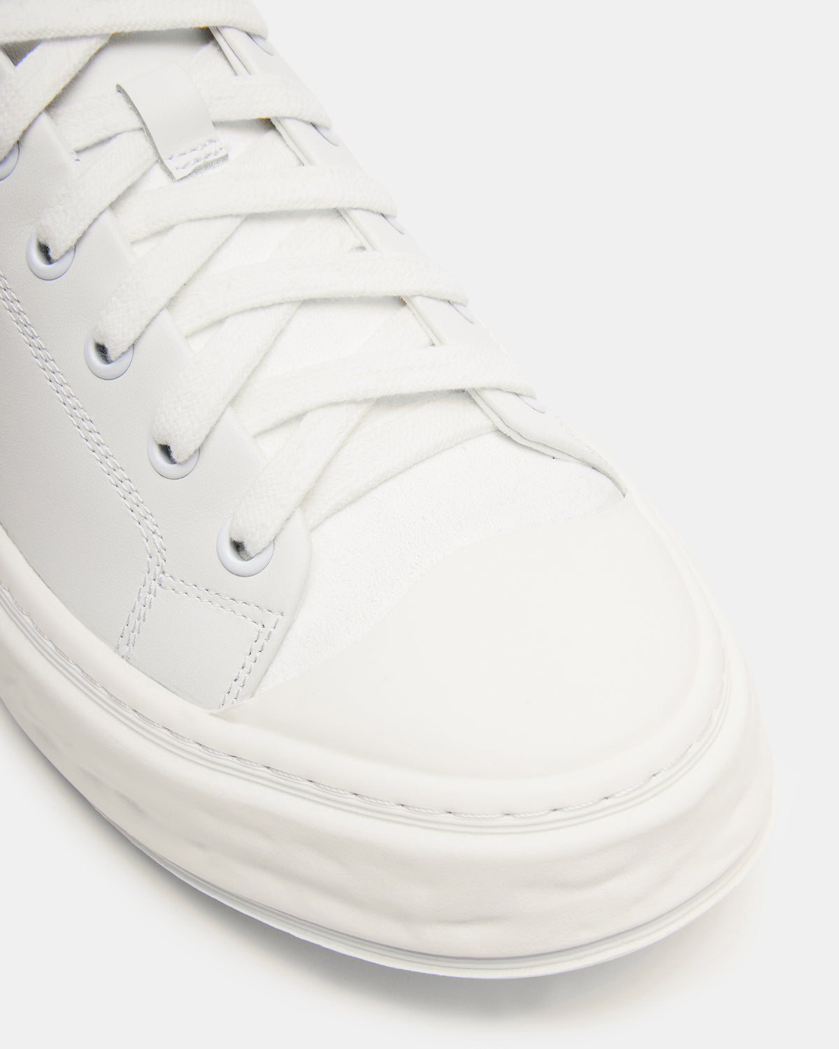 MACRAE White Leather Men's Low-Top Fashion Sneaker | Steve Madden Customer Favorite
