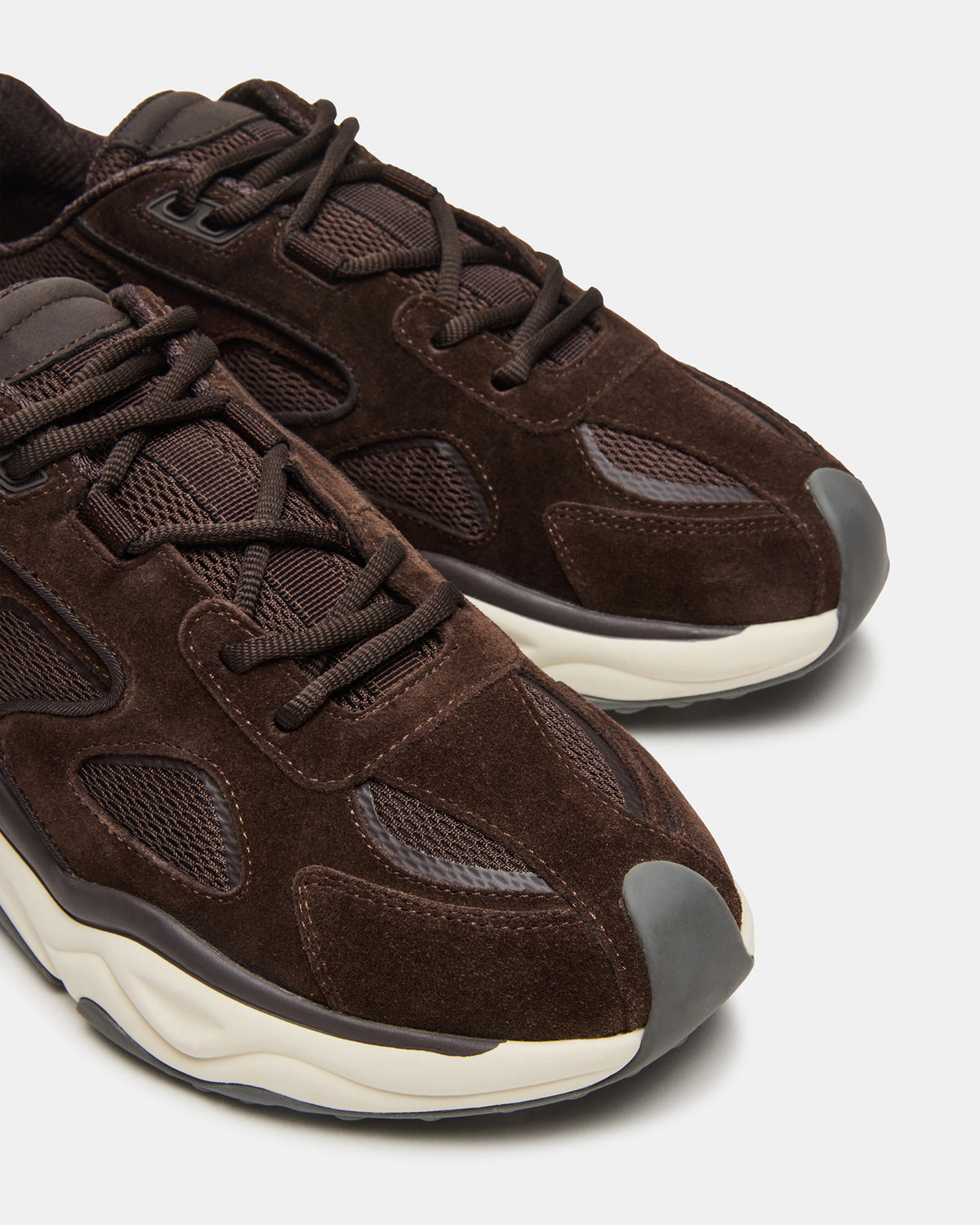 SALVADOR Brown Low-Top Lace-Up Men's Sneaker | Steve Madden Premium