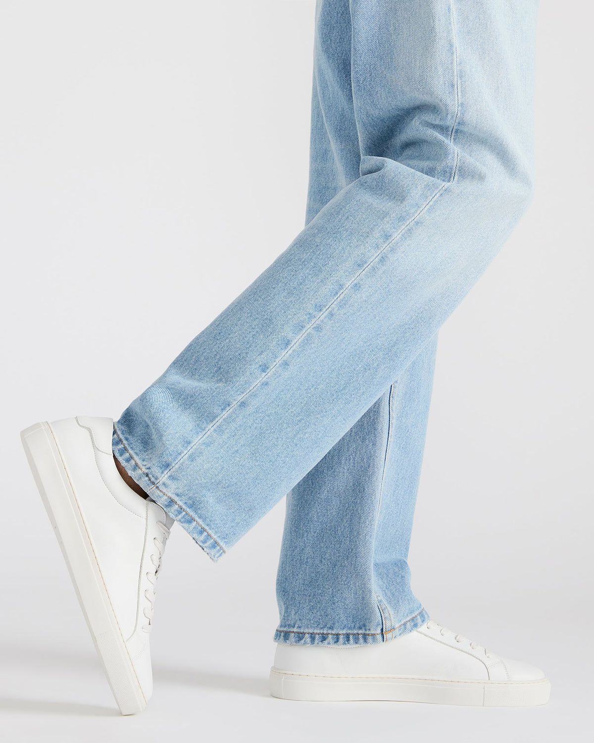 BONDD White Leather Low-Top Men's Sneaker | Steve Madden Best Price