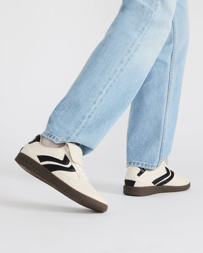 JANOS White Leather Low-Top Lace-Up Men's Sneaker | Steve Madden Popular