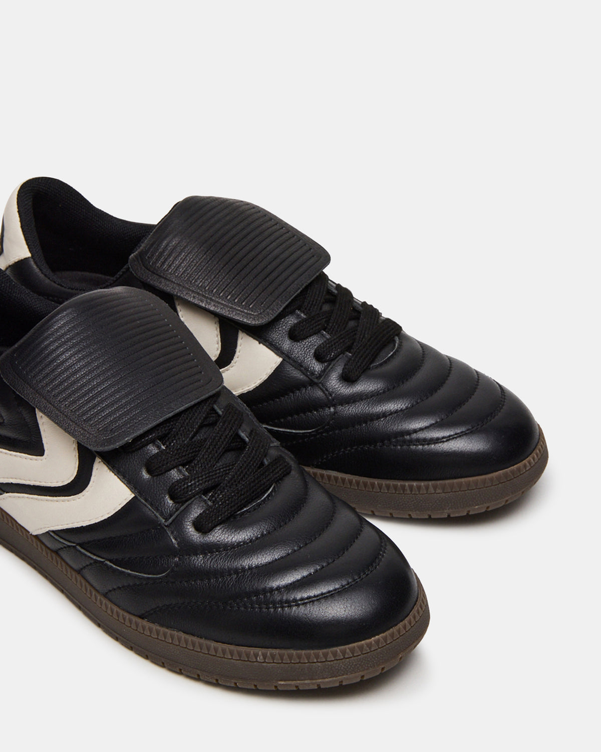 JANOS Black Leather Low-Top Lace-Up Men's Sneaker | Steve Madden New