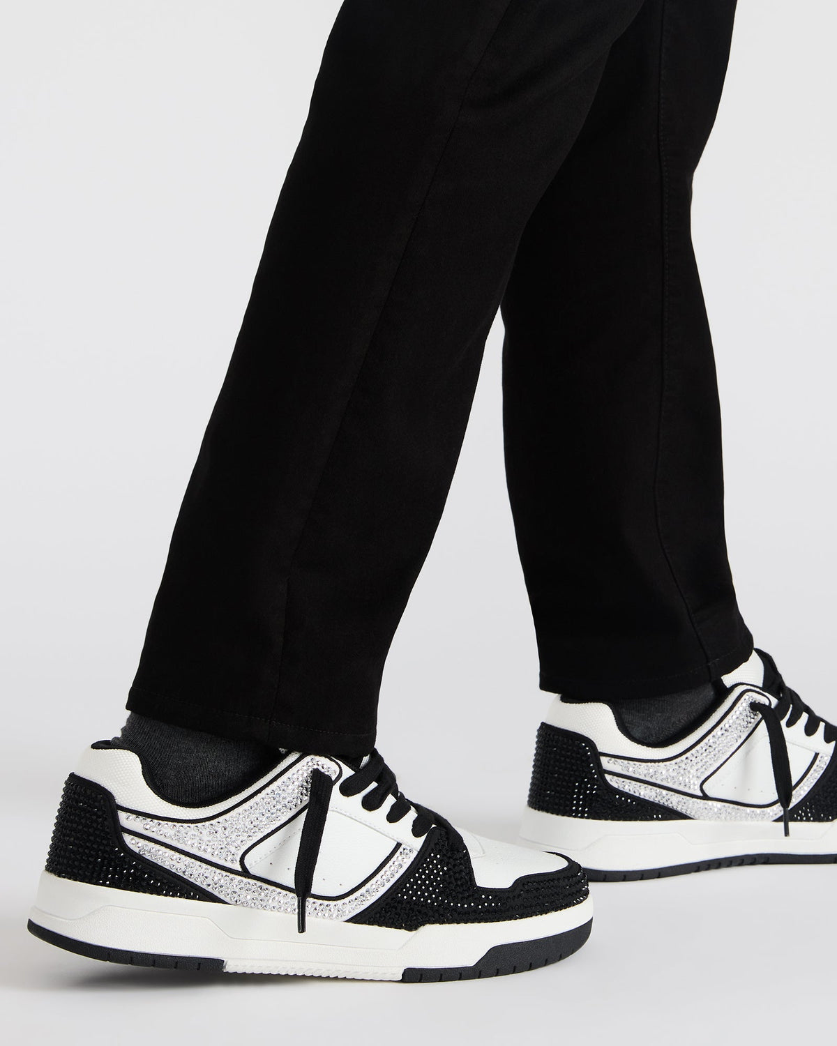 BUGLE Black Multi Men's Low-Top Lace-Up Sneaker | Steve Madden Customer Favorite