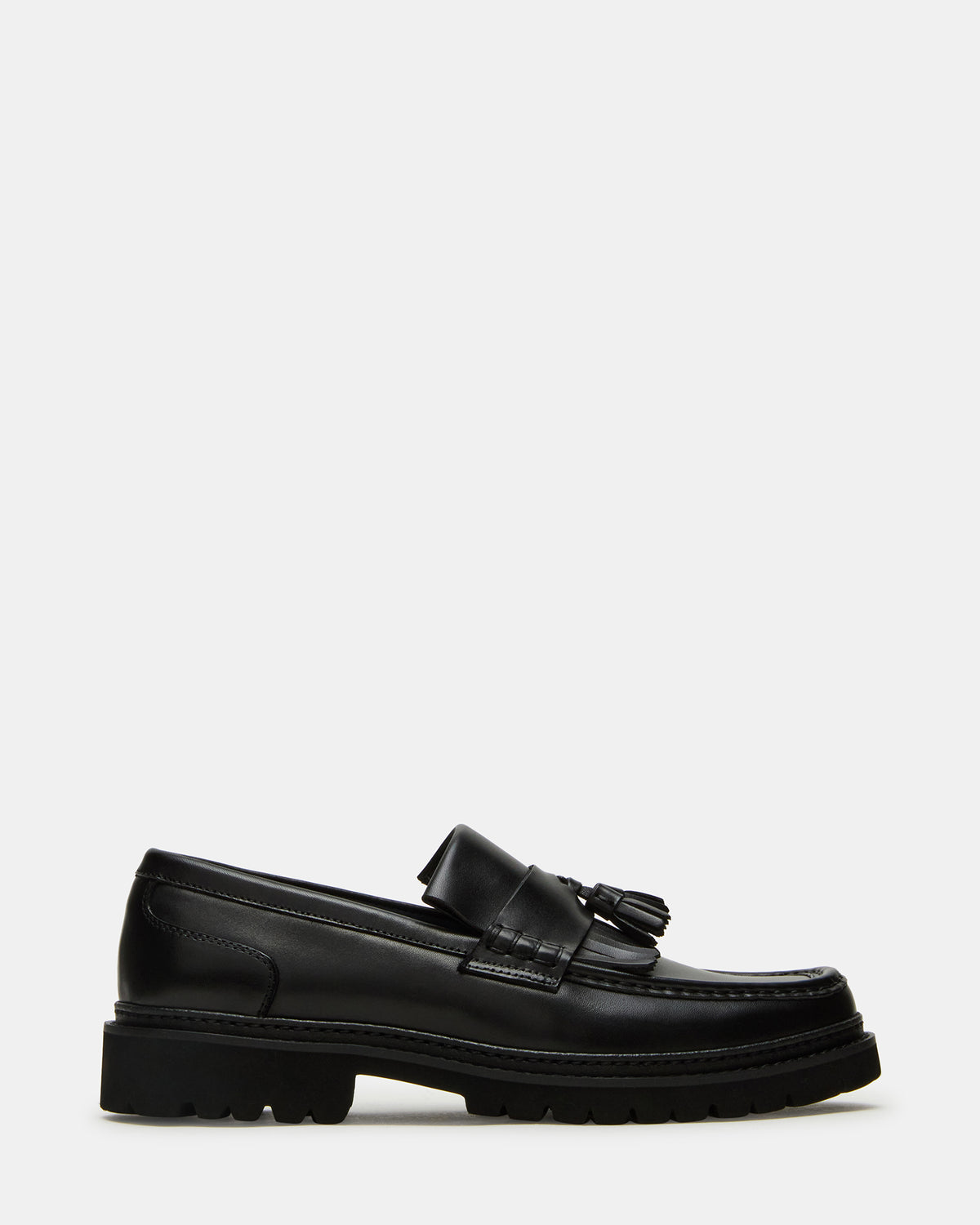 ARTHUS Black Leather Slip-On Tassel Men's Loafer | Steve Madden Classic