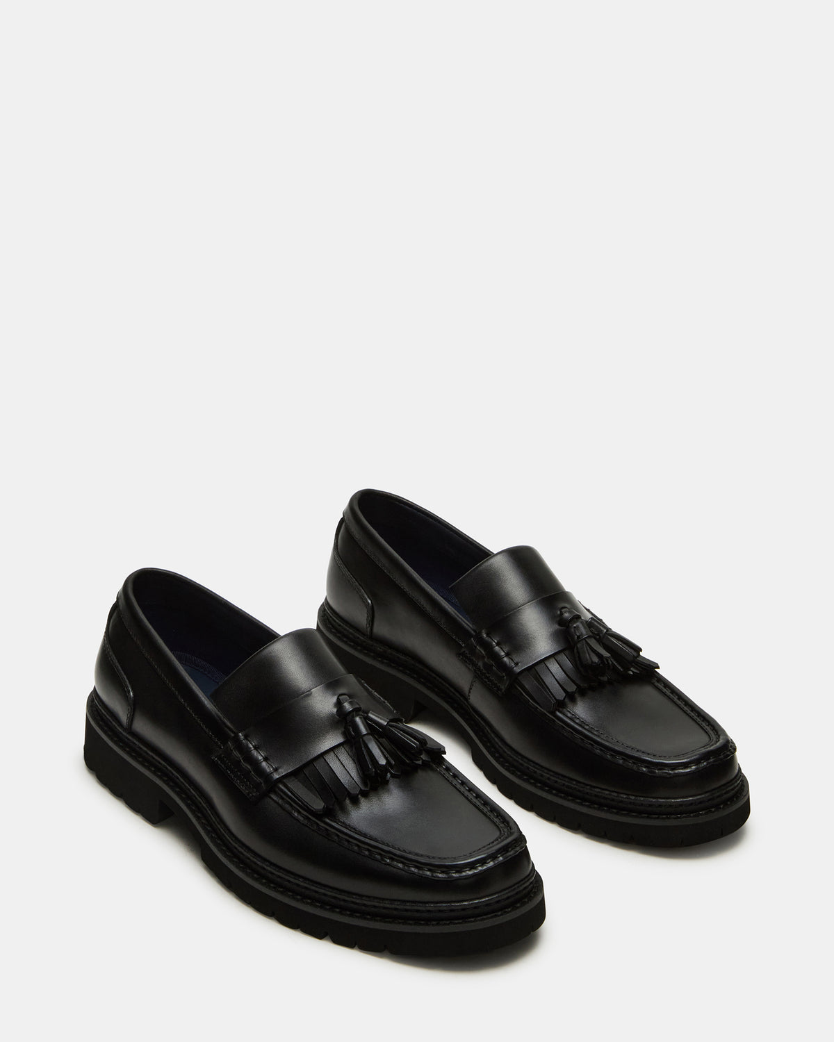 ARTHUS Black Leather Slip-On Tassel Men's Loafer | Steve Madden Classic