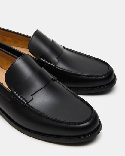 COLVER Black Leather Men's Slip-On Loafer | Steve Madden Essential
