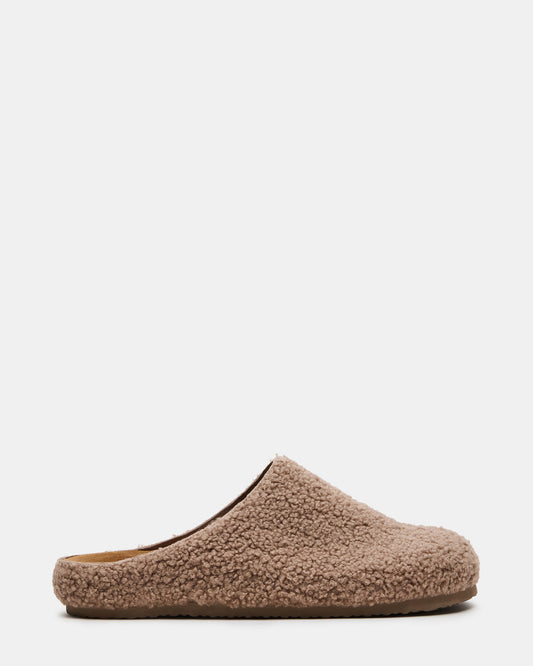 WENDELIN Taupe Faux Shearling Footbed Slip-On Men's Casual Clog | Steve Madden Best Seller
