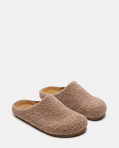 WENDELIN Taupe Faux Shearling Footbed Slip-On Men's Casual Clog | Steve Madden Best Seller