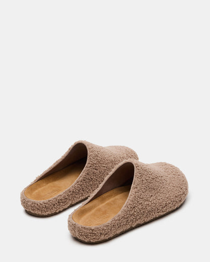 WENDELIN Taupe Faux Shearling Footbed Slip-On Men's Casual Clog | Steve Madden Best Seller
