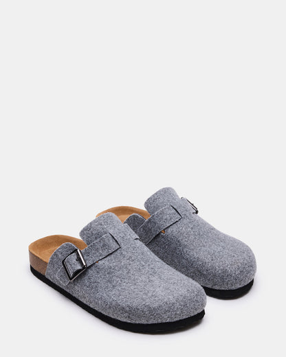 WILDERR Grey Flannel Slip-On Men's Casual Clog | Steve Madden Smart Buy