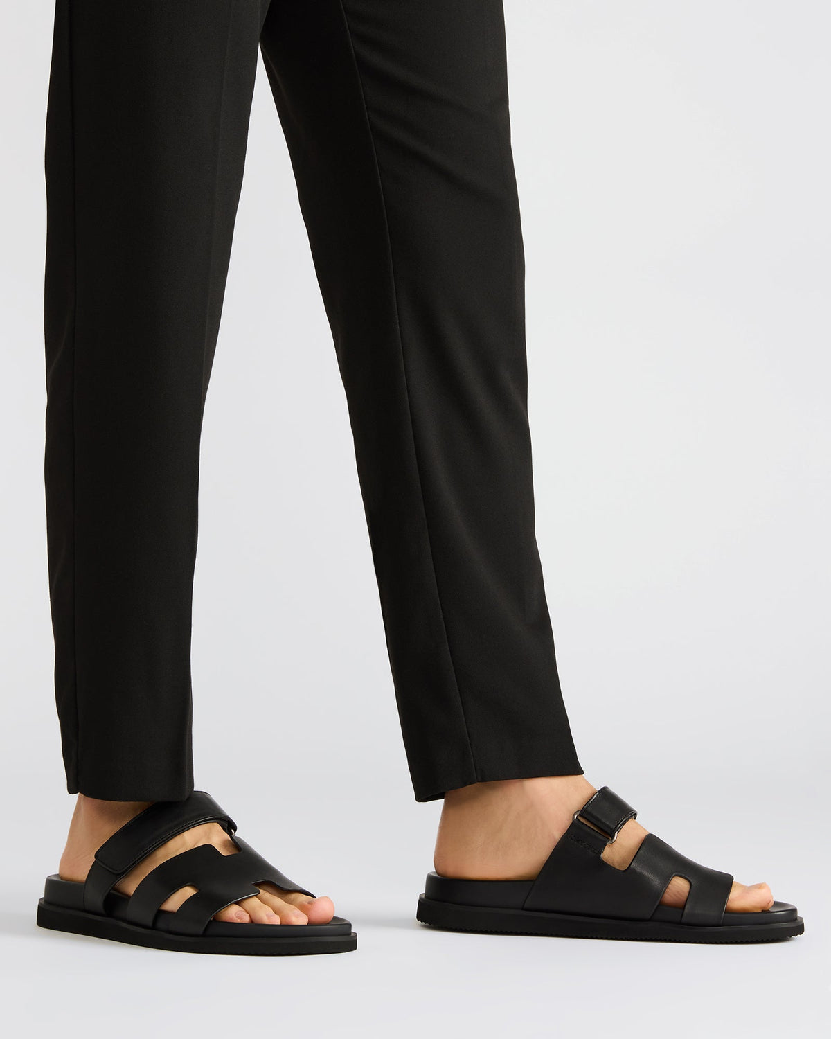 MAIVEN Black Leather Men's Fisherman Sandal | Steve Madden Essential