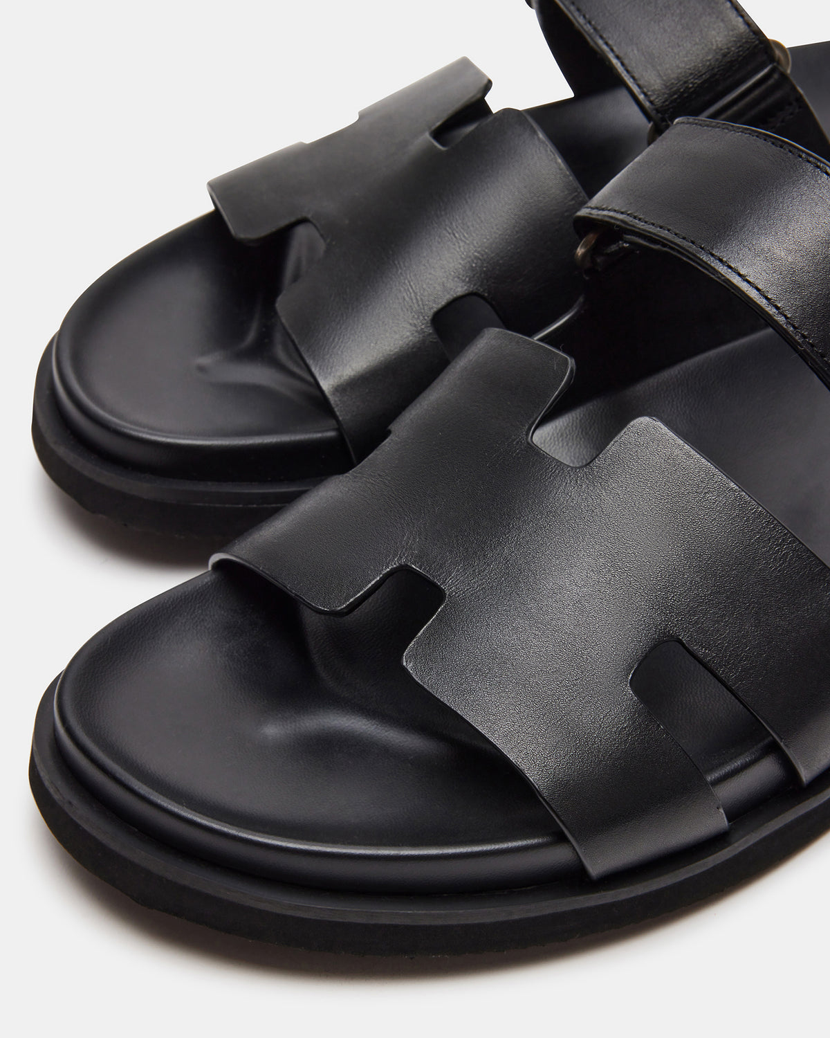 MAIVEN Black Leather Men's Fisherman Sandal | Steve Madden Essential