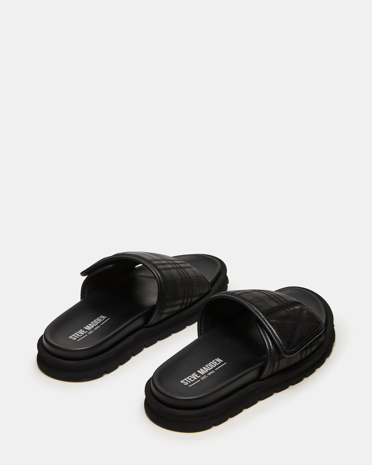 REESE Black Slide Footbed Rounded-Toe Men's Sandal | Steve Madden Sale
